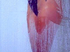 College Tanned GORGEOUS Girl TAKE a SHOWER in Bikini!