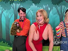 educational show turns into freeuse gangbang with ryan keely and river lynn mombored