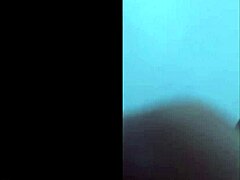 嘿，想知道我怎么操我那纹身瘦弱室友的吗