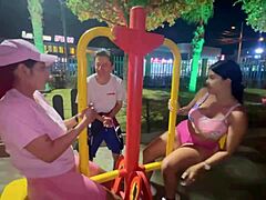 公园偶遇陌生巨乳肥臀妹心跳加速狂干