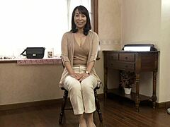 业余日本熟妻薫由纪巨乳口交内射潮吹