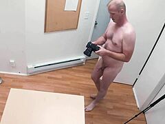 Mandy Mynx试镜沙发深喉大屌😍双倍颜射爽！