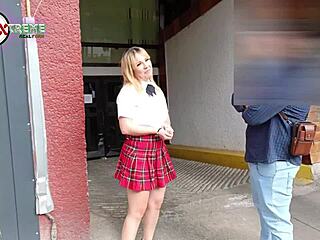 street girl craves intense oral action