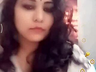 indian bhabhi sona charms on live